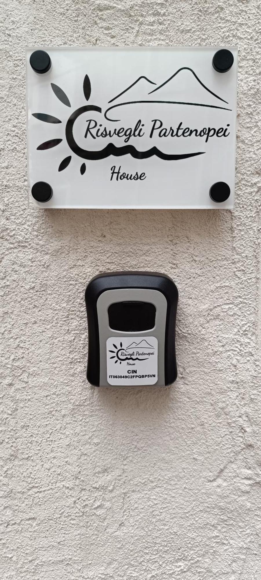 Risvegli Partenopei House Napoli Ngoại thất bức ảnh